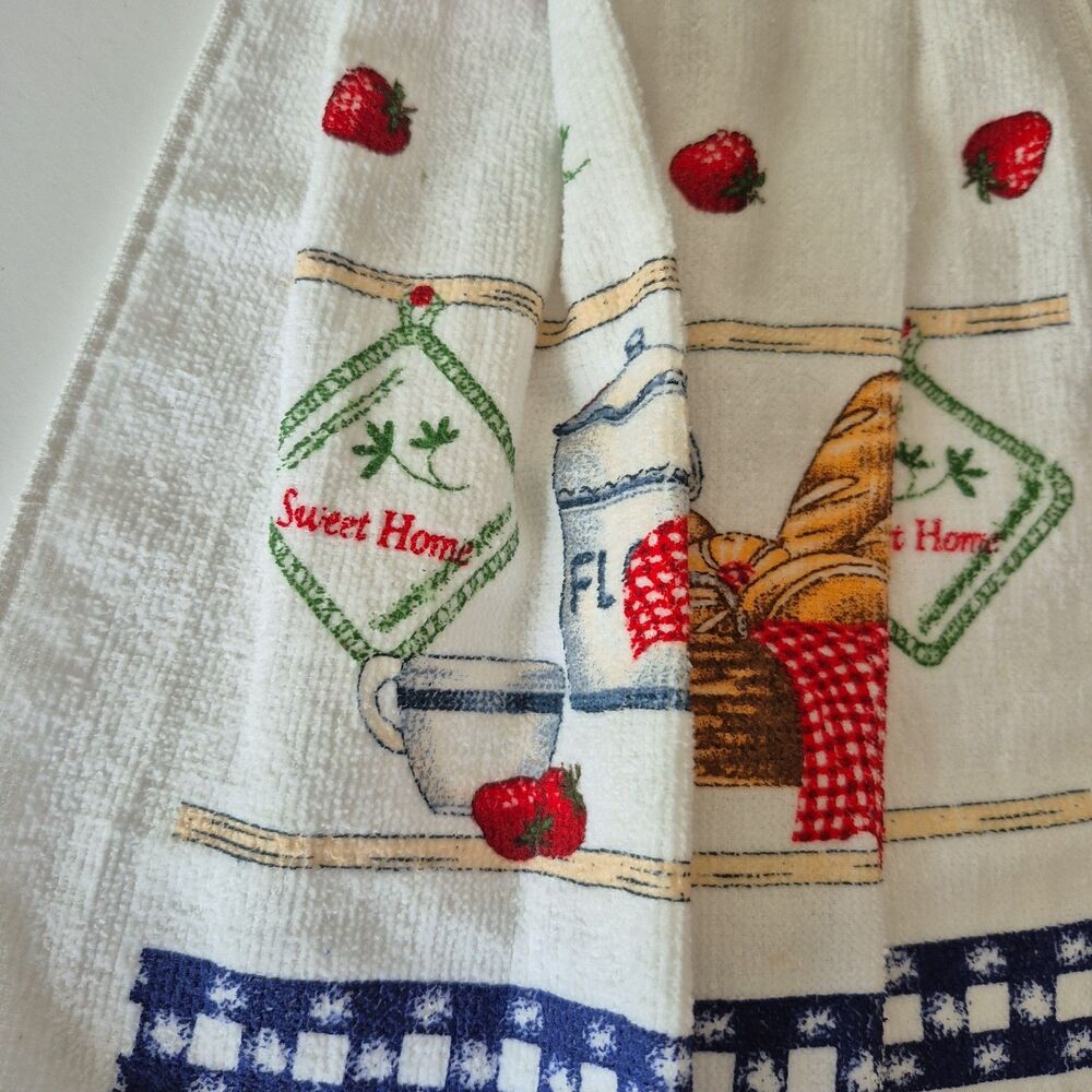 Rustic Farmhouse Sweet Home Bread Basket Strawberry Motif Kitchen Hanging Towel - Picture 7 of 8